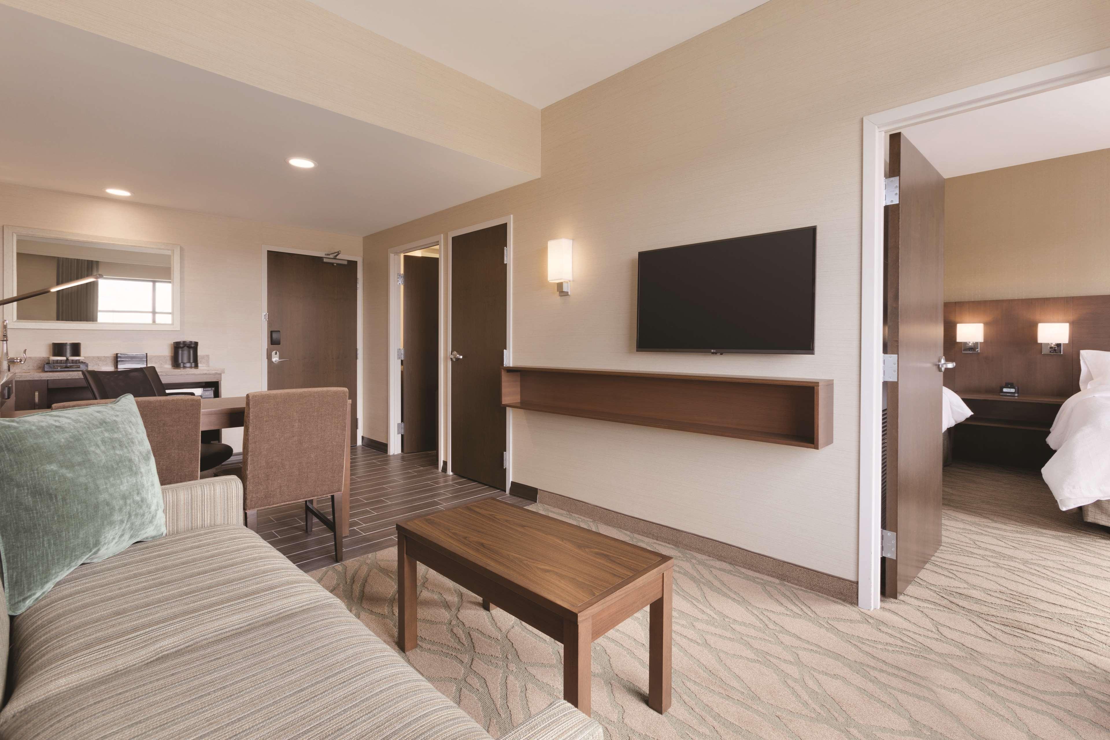 Embassy Suites By Hilton Akron Canton Airport North Canton Eksteriør bilde