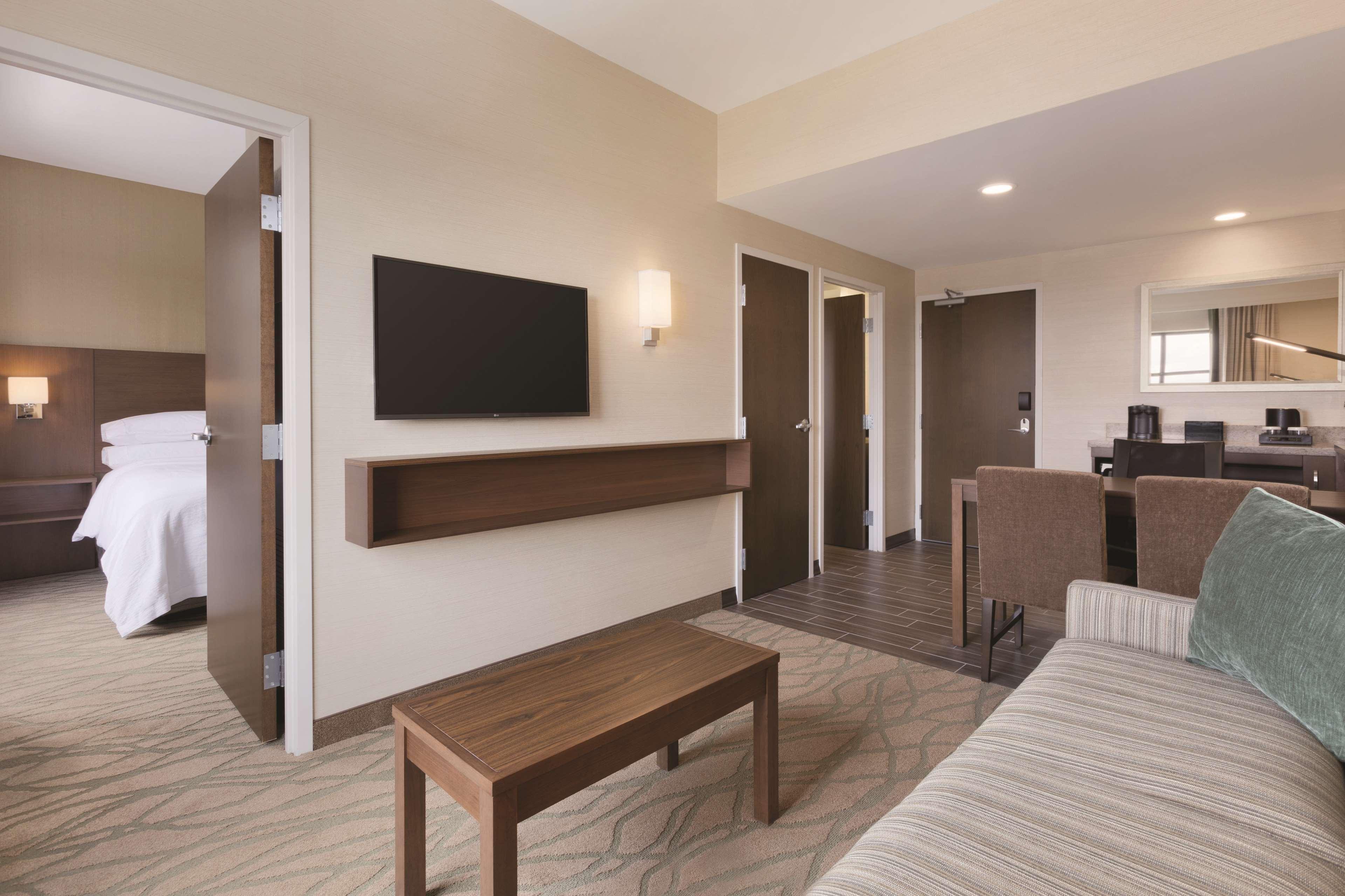 Embassy Suites By Hilton Akron Canton Airport North Canton Eksteriør bilde