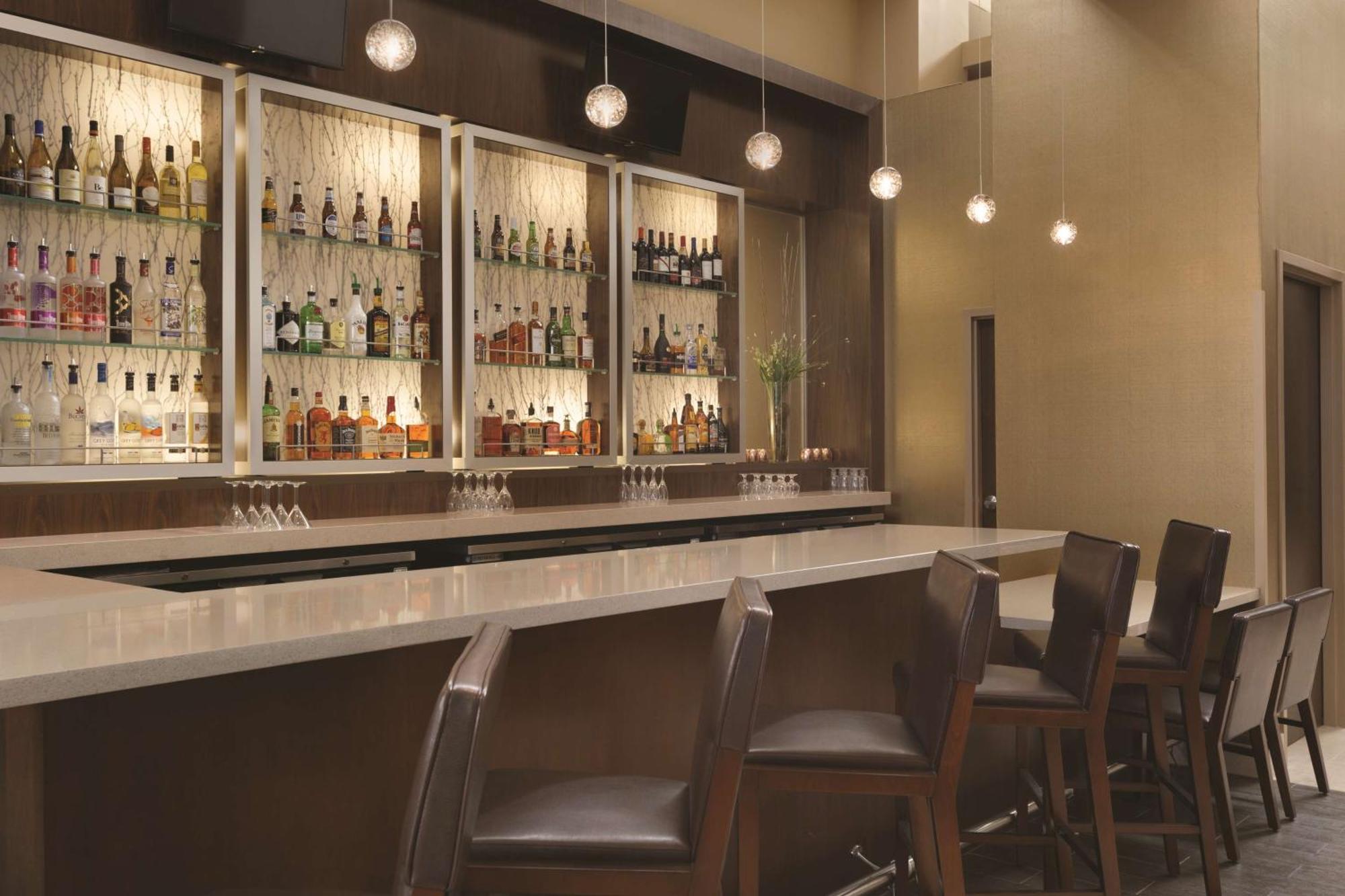 Embassy Suites By Hilton Akron Canton Airport North Canton Eksteriør bilde