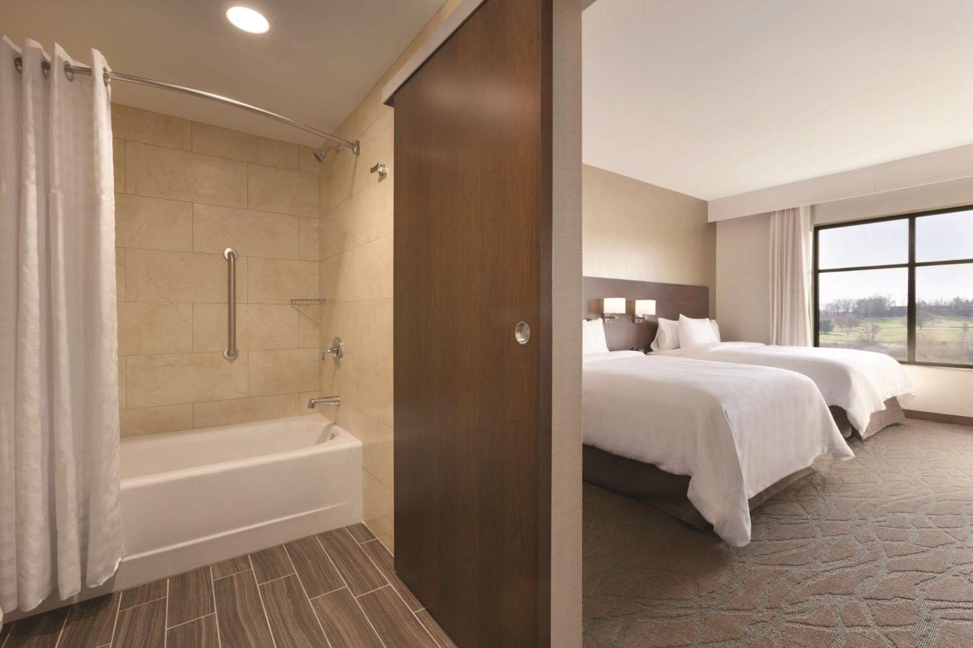 Embassy Suites By Hilton Akron Canton Airport North Canton Eksteriør bilde