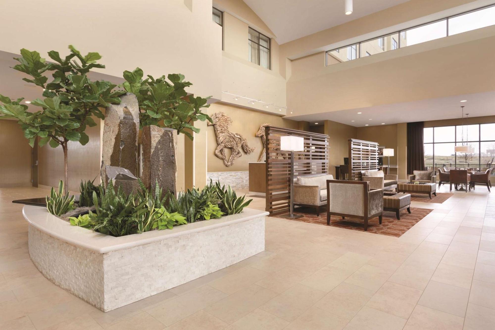 Embassy Suites By Hilton Akron Canton Airport North Canton Eksteriør bilde